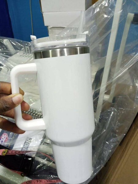 Gobelet Thermos avec Paille