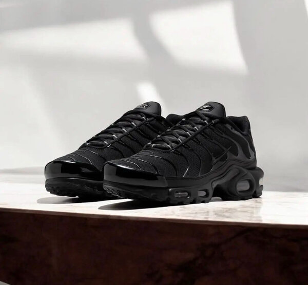 Chaussures Nike Air Max noires pour homme