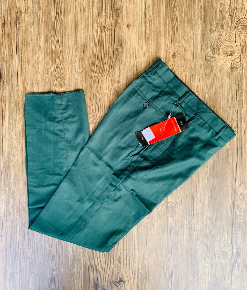 Material Trousers