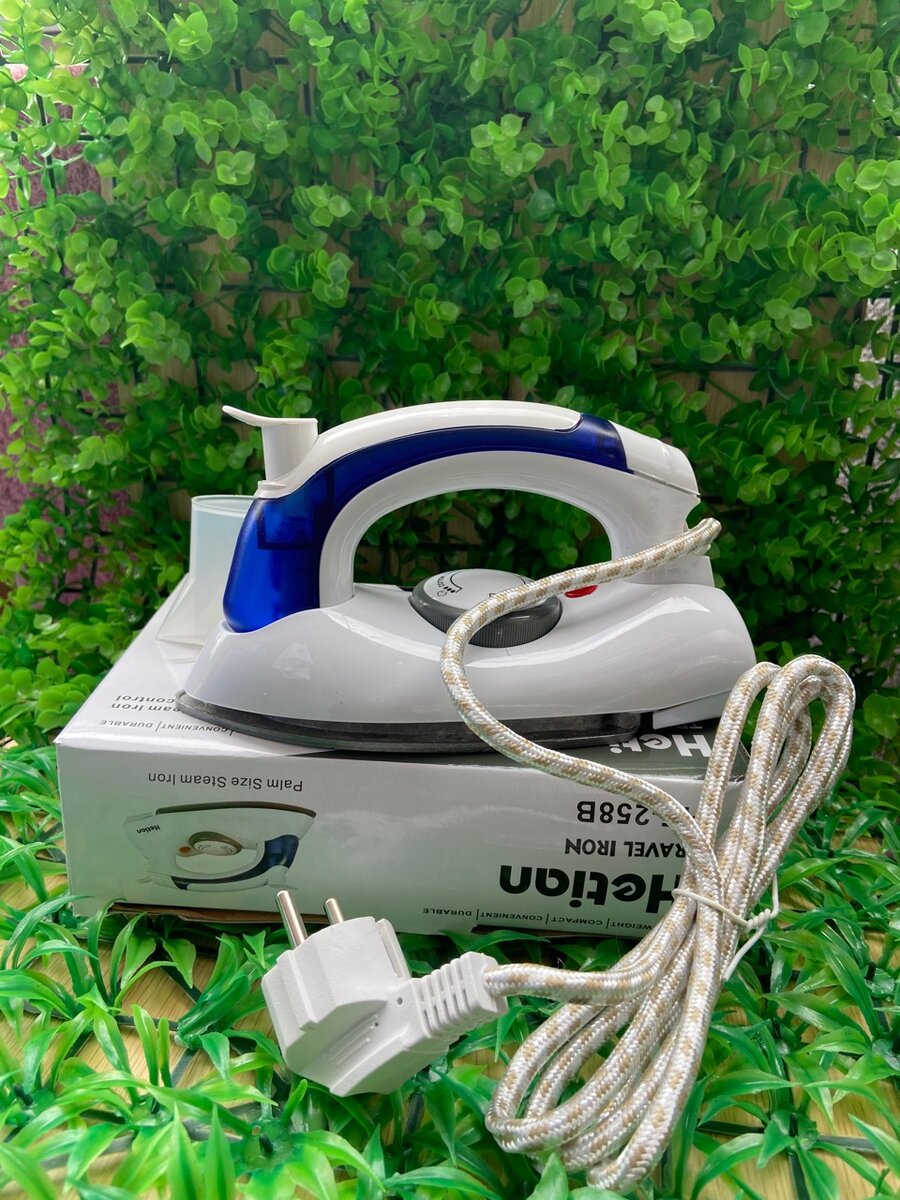 Fer à repasser pliable