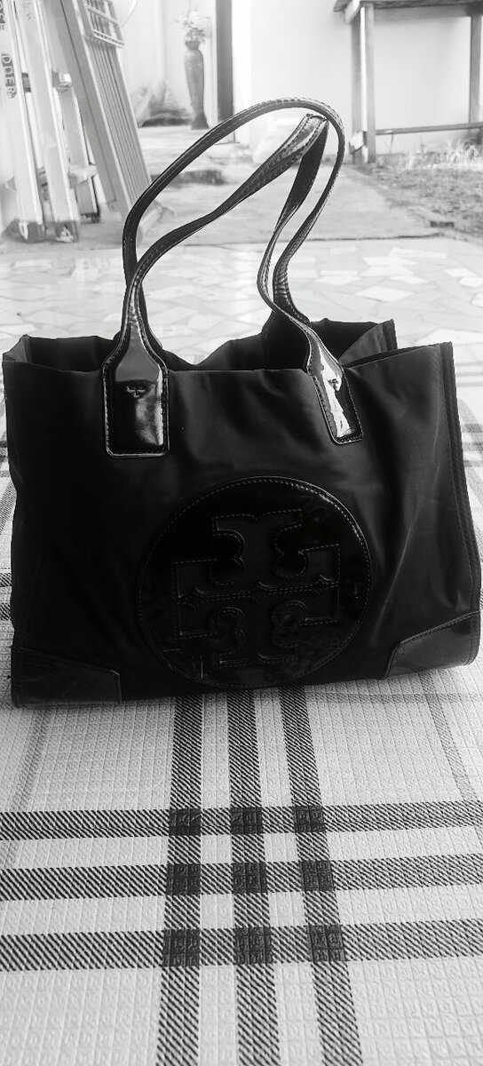 Sac cabas élégant noir
