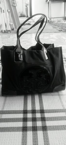 Sac cabas élégant noir