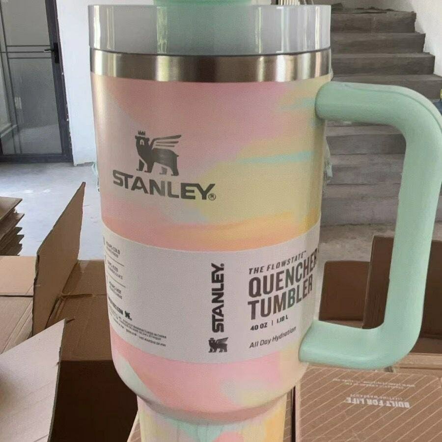 Cooling and heating cups.