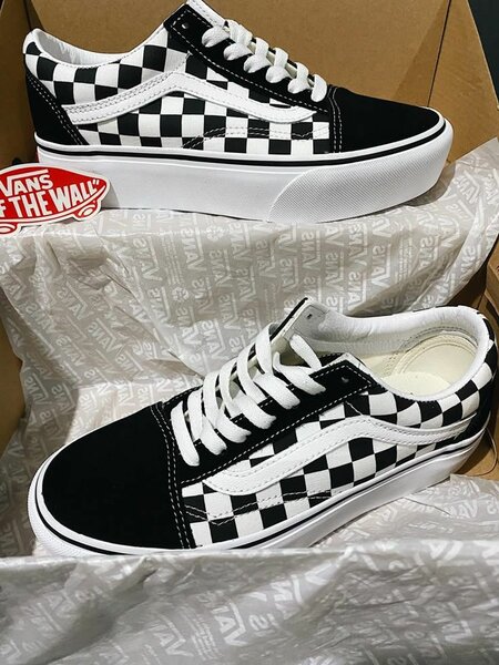 Baskets à carreaux montantes