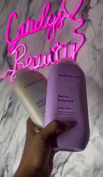 Method Body Berry Balance Wash