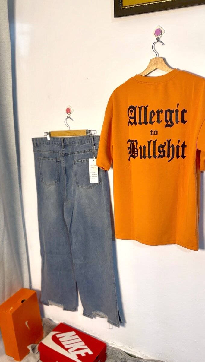 T-shirt orange Allergic to Bullshit