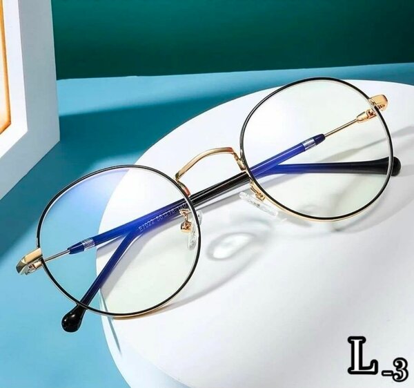 8.k avec le coffre dorigine