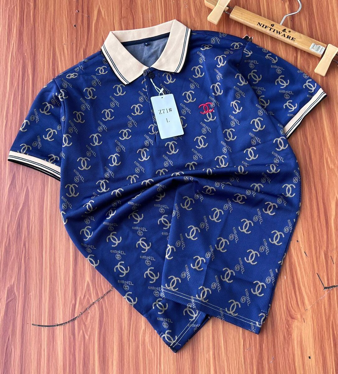 DESIGN LACOSTE AVAILABLE