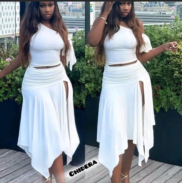 Élégante jupe avec haut