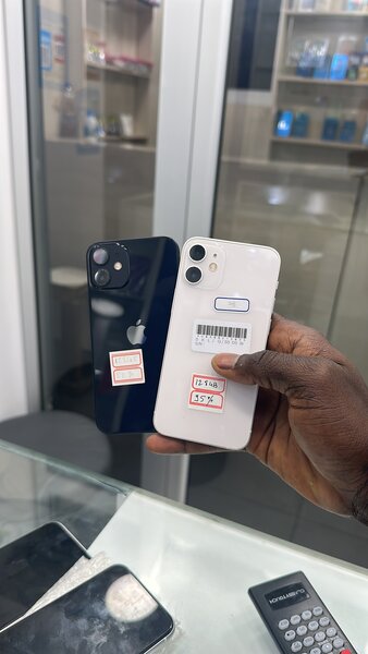 12 mini 128 GB quasi neuf