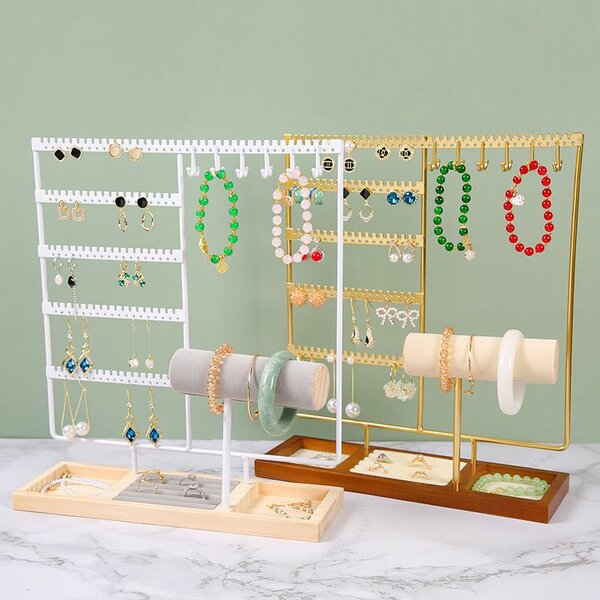 Jewelry stand