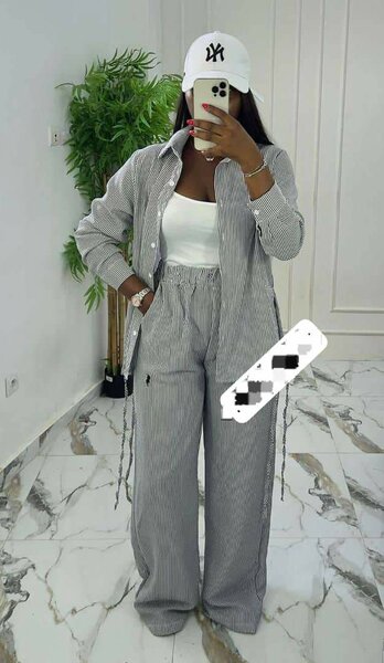 Tenue décontractée rayée femme