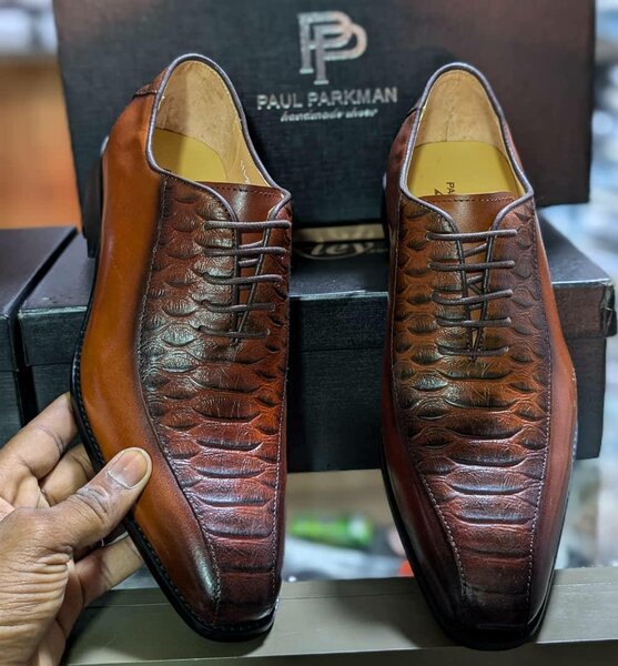 Chaussures en cuir homme