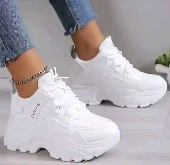 Chaussures blanches pour femme