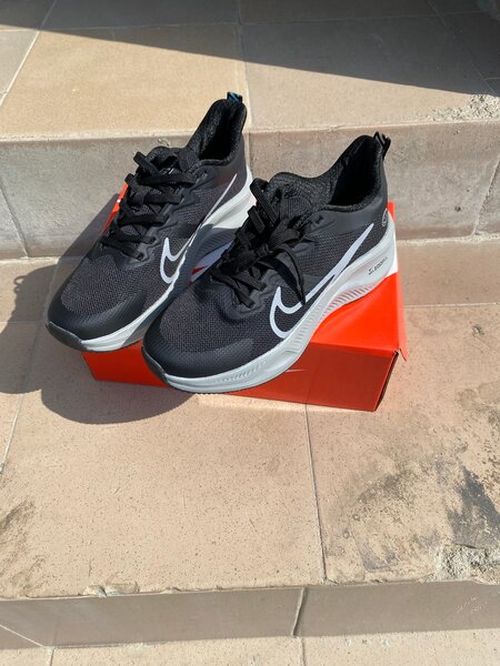 Baskets Nike Confort Noir