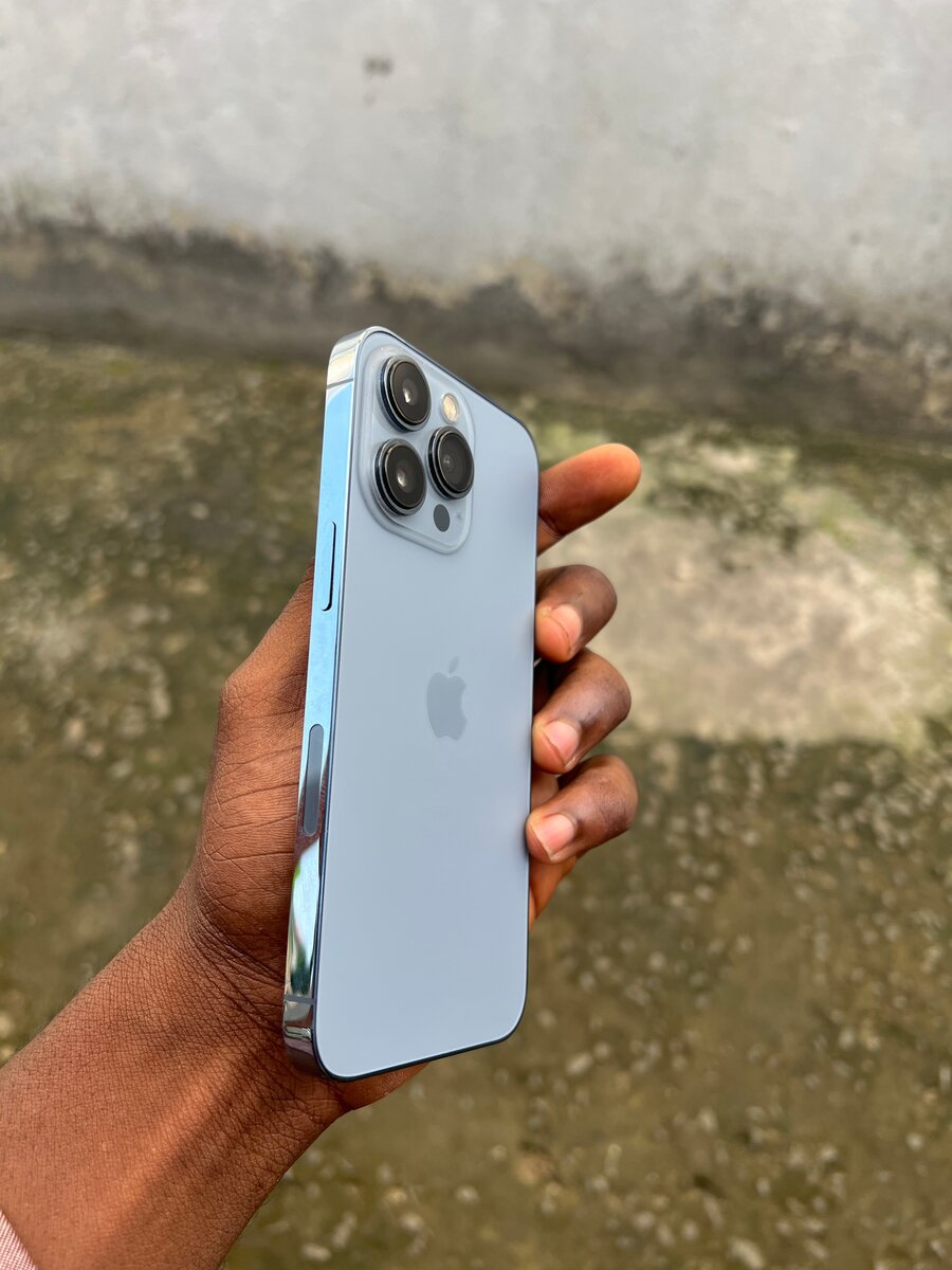 iPhone 13 Pro Bleu