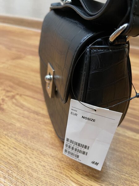 Сумка фирмы HM новая с биркой кожзам