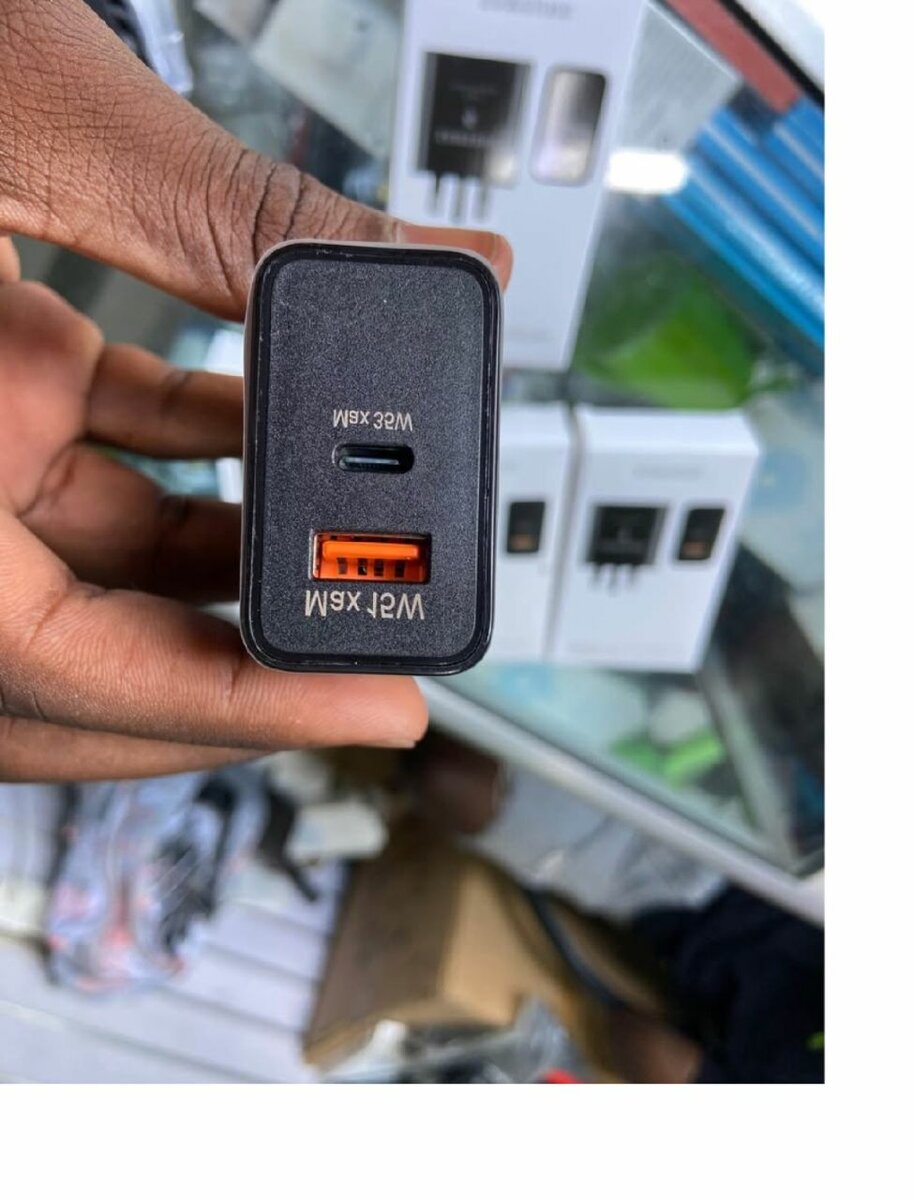 Samsung C to C 35watts charger