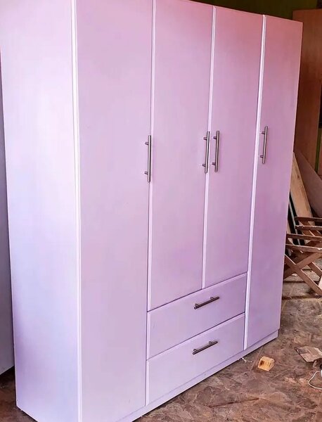 Armoire, placard, commode