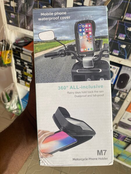 Support téléphone moto étanche