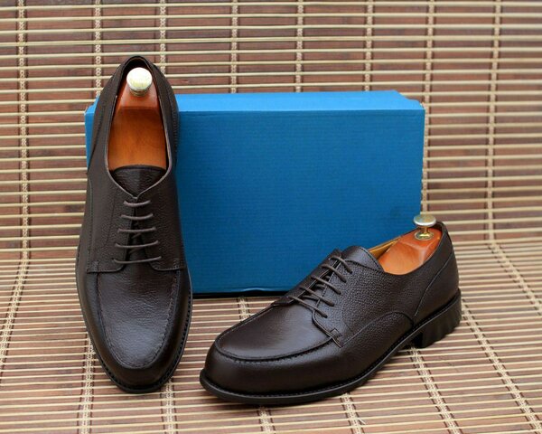 Chaussures habillées en cuir homme