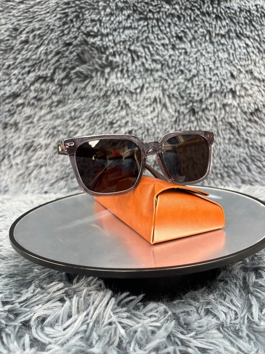 Lunettes de soleil élégantes