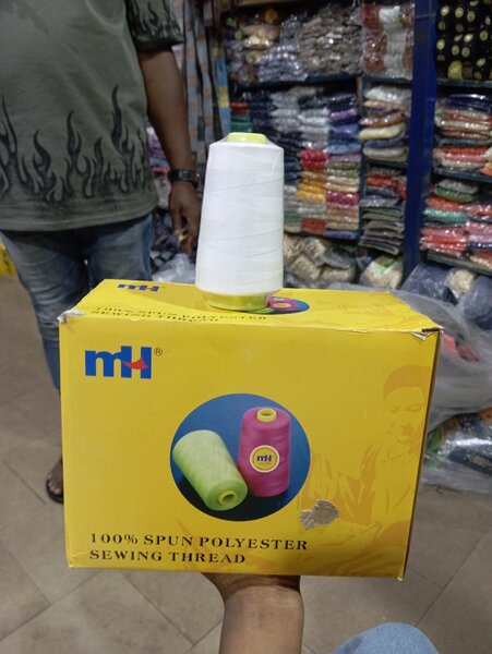 Fil à coudre polyester 100%