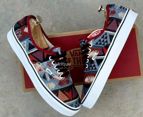 Baskets en toile ethnique