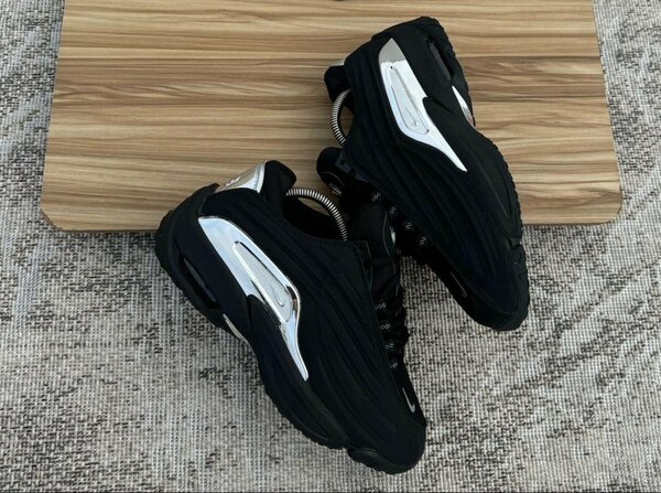 Chaussure Nike  NOCTA