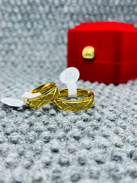 Bagues de mariage en acier inoxydable or plaqué 