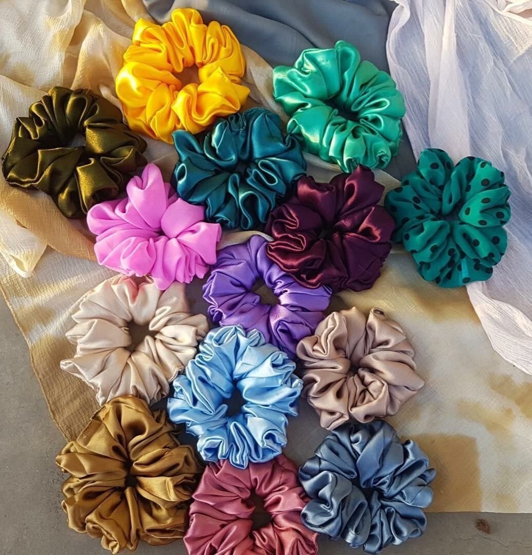 Chouchou en satin coloré