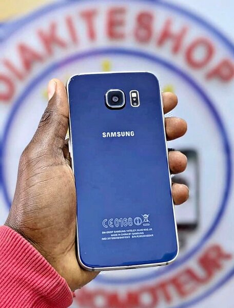 Samsung Galaxy S6 bleu