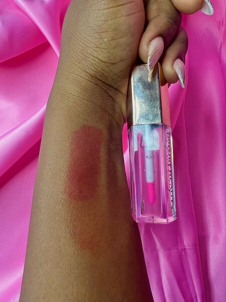 Colour Changing Lip Gloss