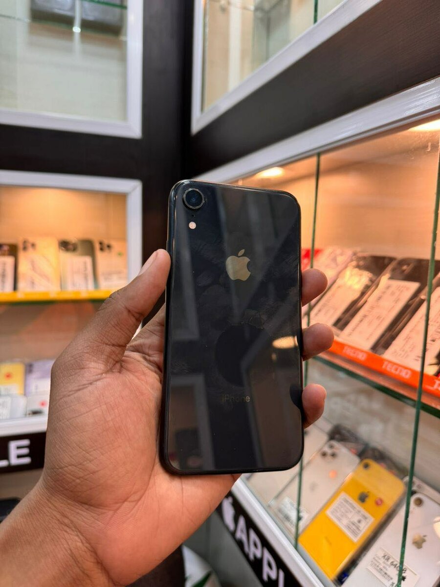 iPhone XR 64go quasi neuf