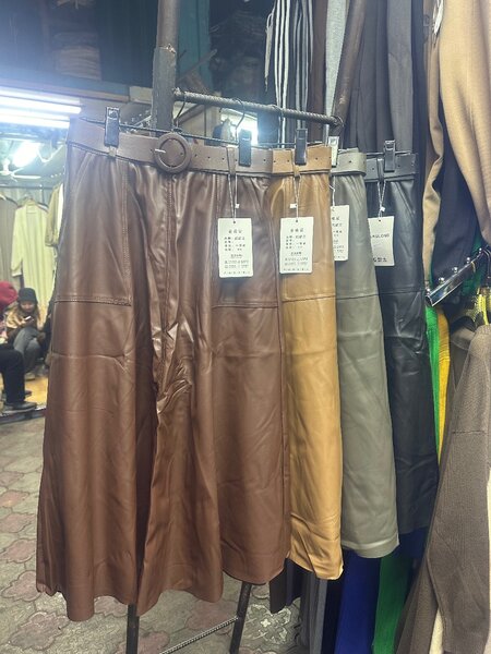 Кожаные юбки, 3 модель