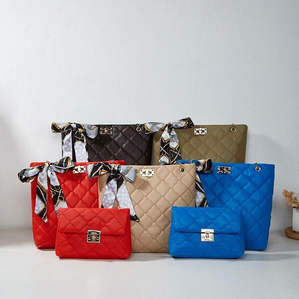 Ensemble sacs à main matelassés