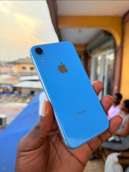 iPhone XR 128 gb