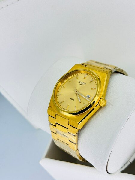 Montre de luxe en acier inoxydable