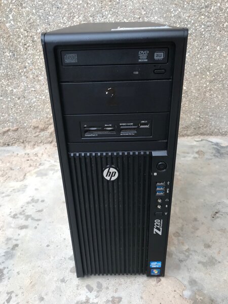 Hp Z220 CMT  Workstation