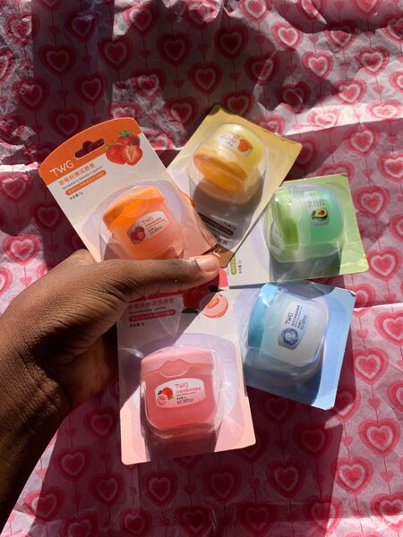 Baume à lèvres fruité hydratant