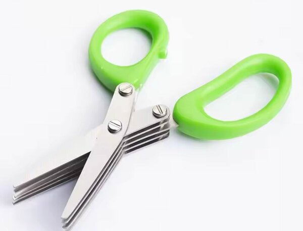 Ciseaux de cuisine opaques multifonctionnels en acier