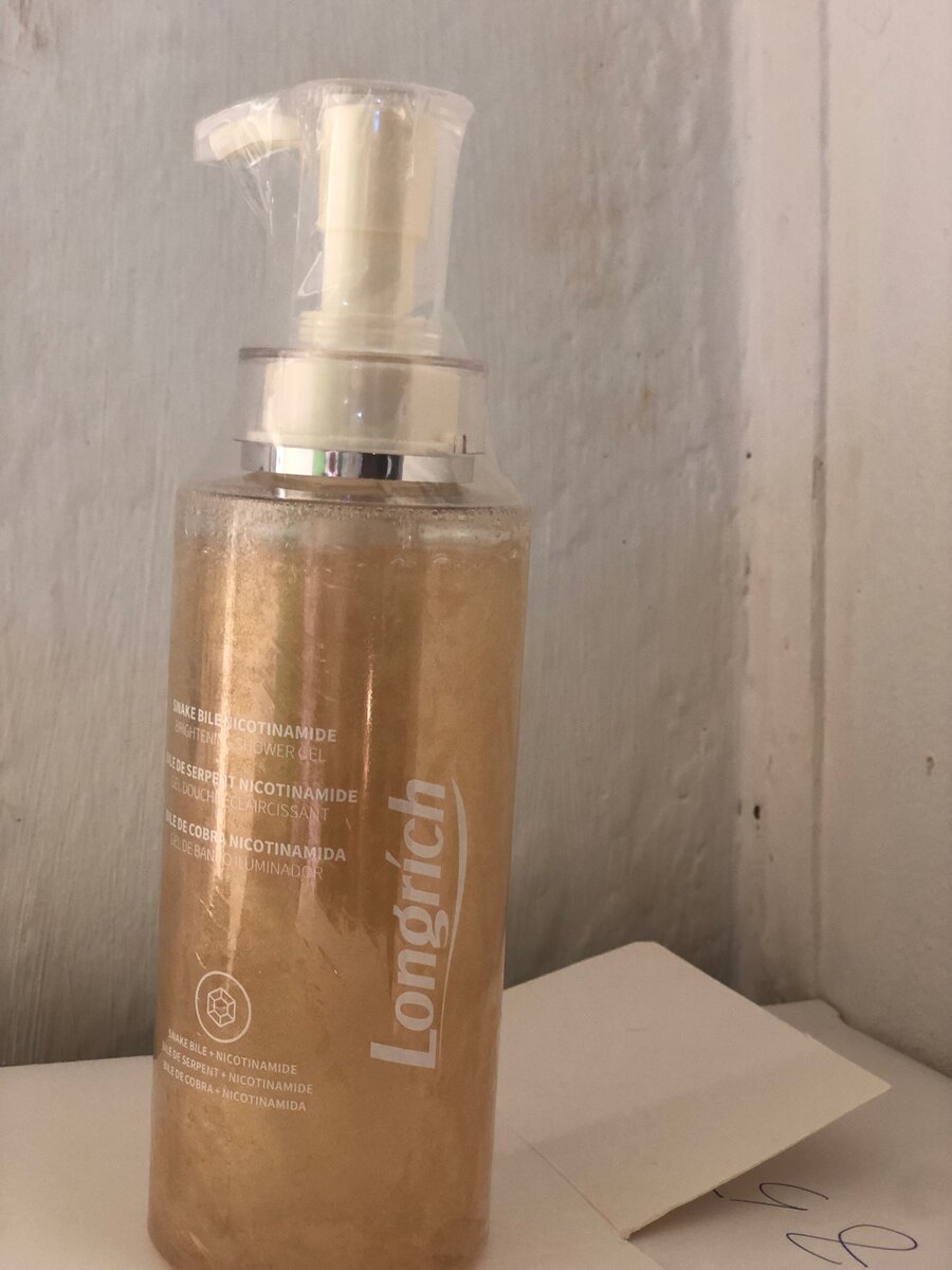 Mousse nettoyante au nicotinamide