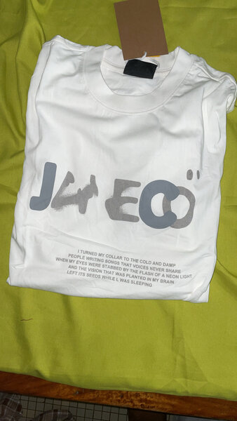 T-shirts imprimés tendance