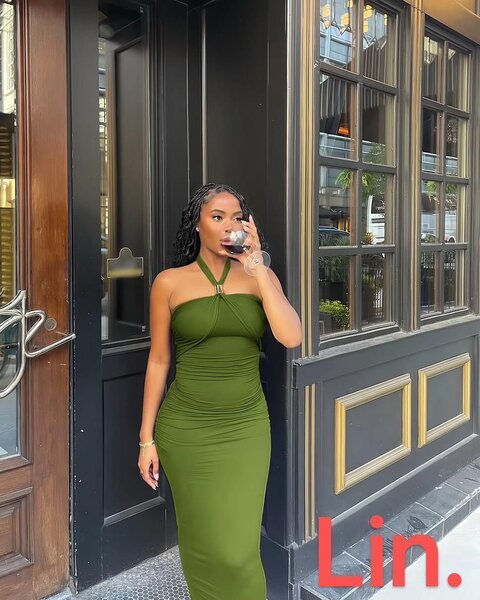 Robe moulante verte élégante