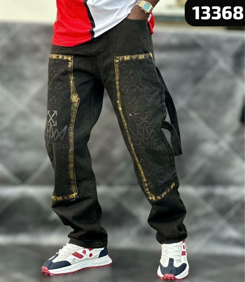 Pantalons à motifs originaux