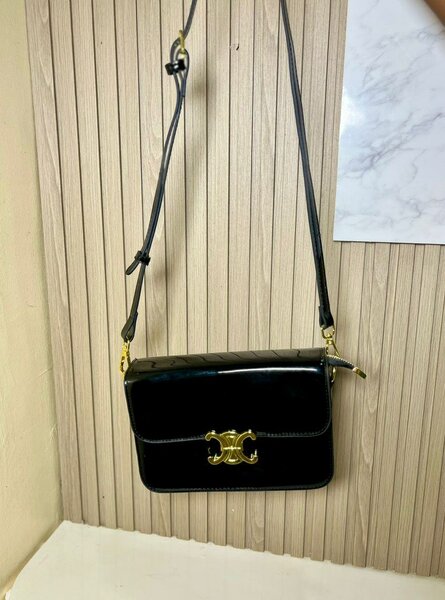 Sac bandoulière élégant noir