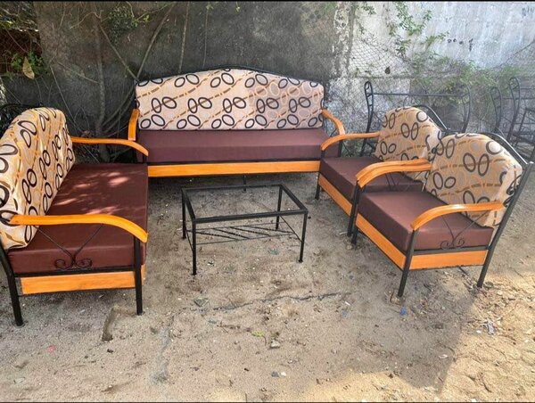 Fauteuil métallique