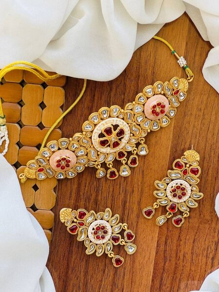 Ladies wedding set Necklace and earrings