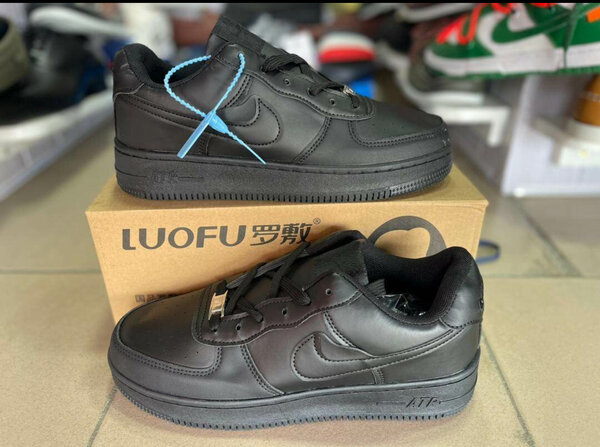 Chaussures de sport noires