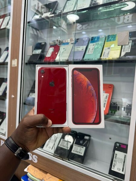 iPhone XR Rouge